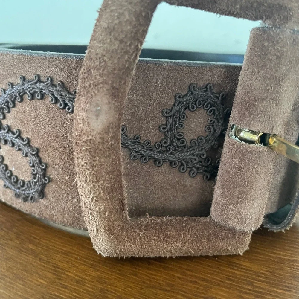 Vintage MAX MARA Belt Microsuede Embroidered‎ Loop Design Wide Big Buckle *READ